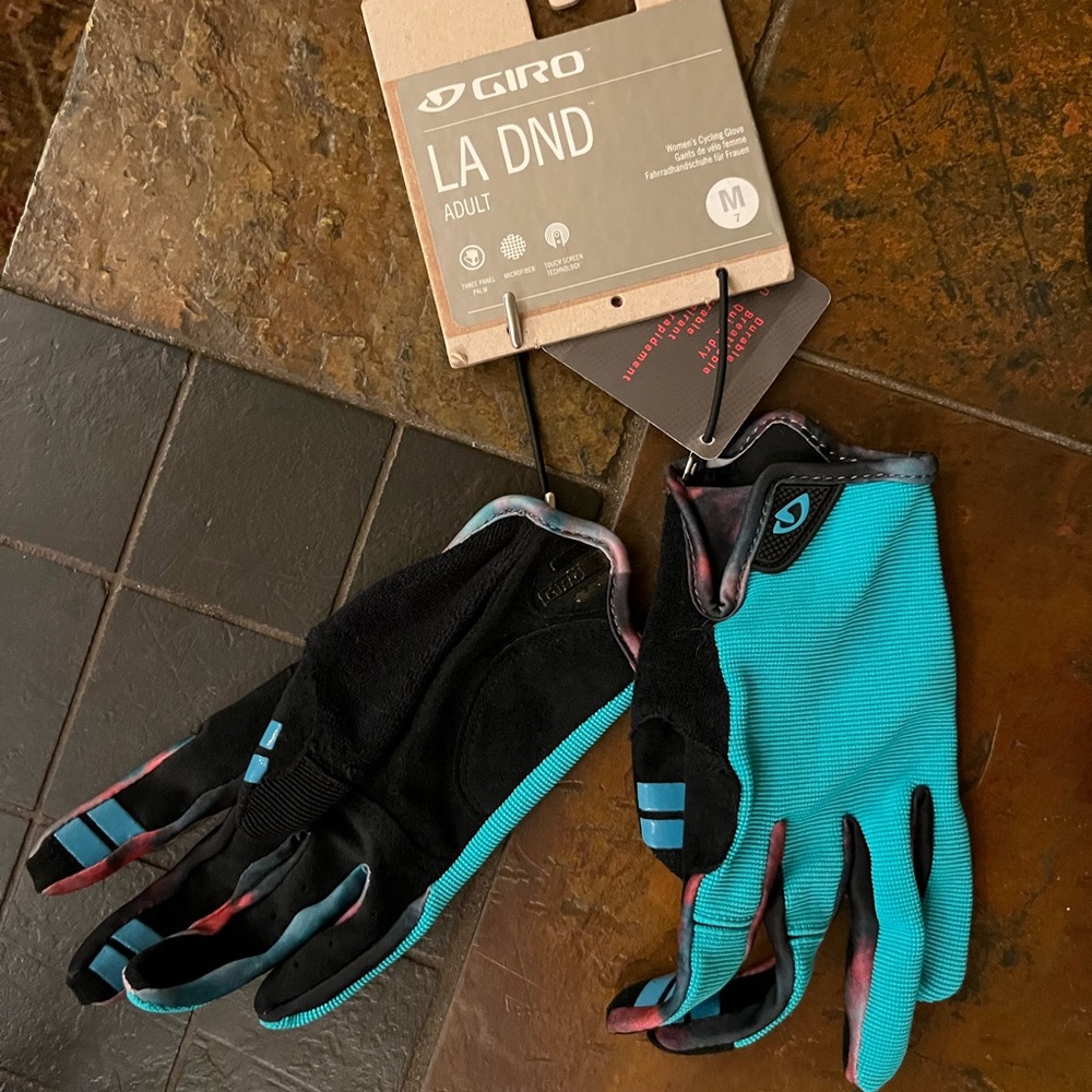 Giro Biking Gloves size M